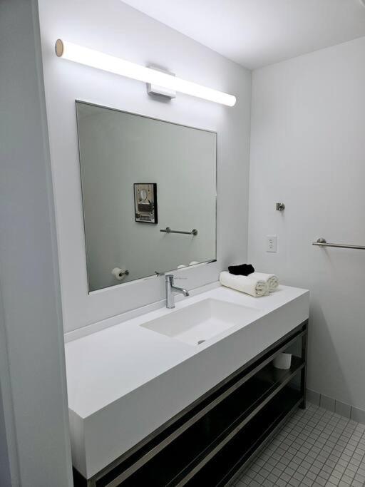 Tremont Smart 11 - A Kcm Property Cleveland Esterno foto